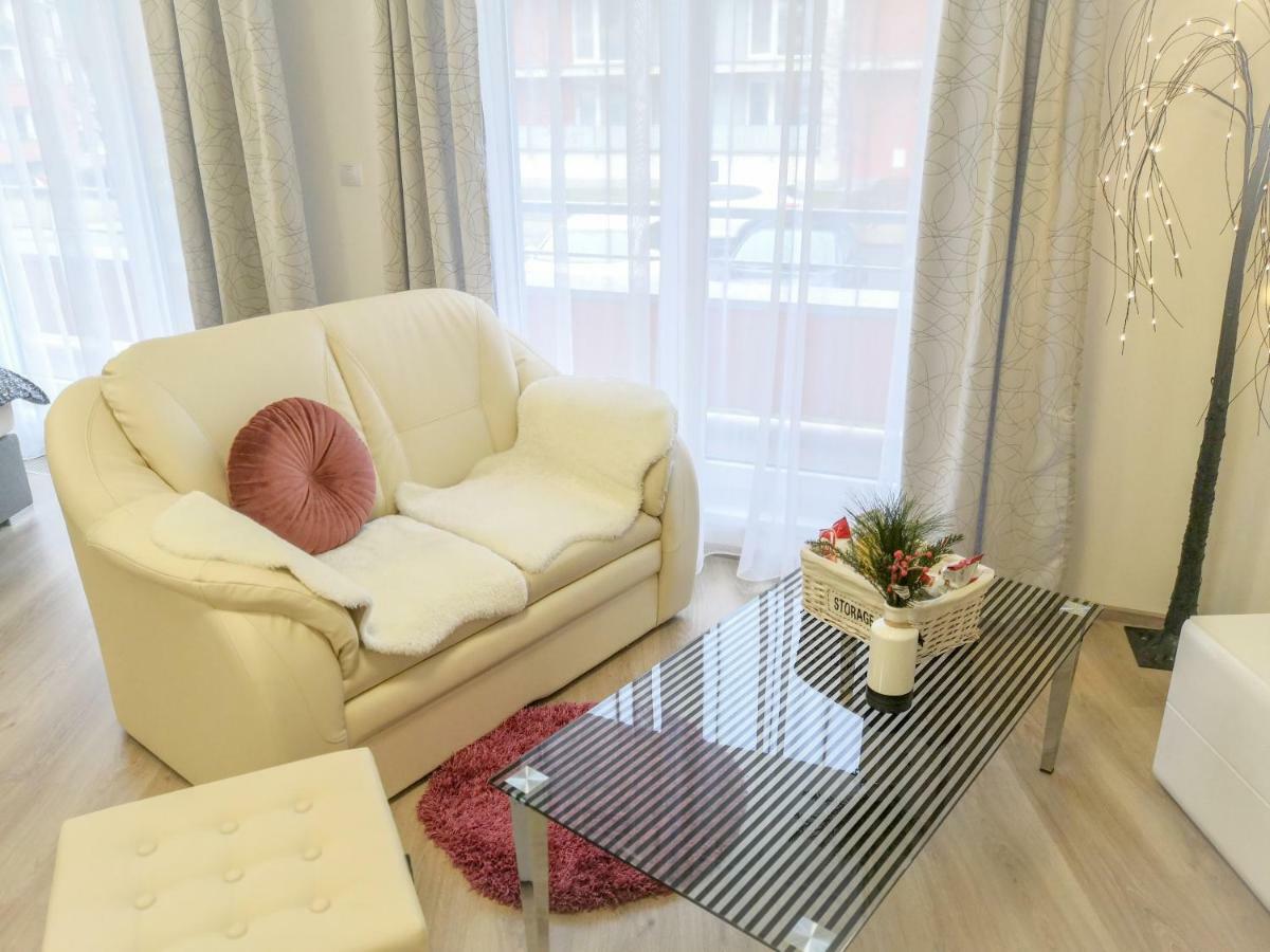 Element Airport Apartamento *